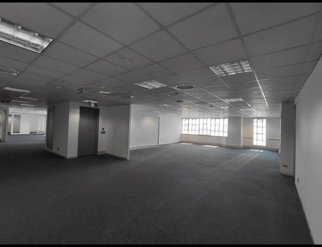 429M² OFFICE TO LET IN BRYANSTON